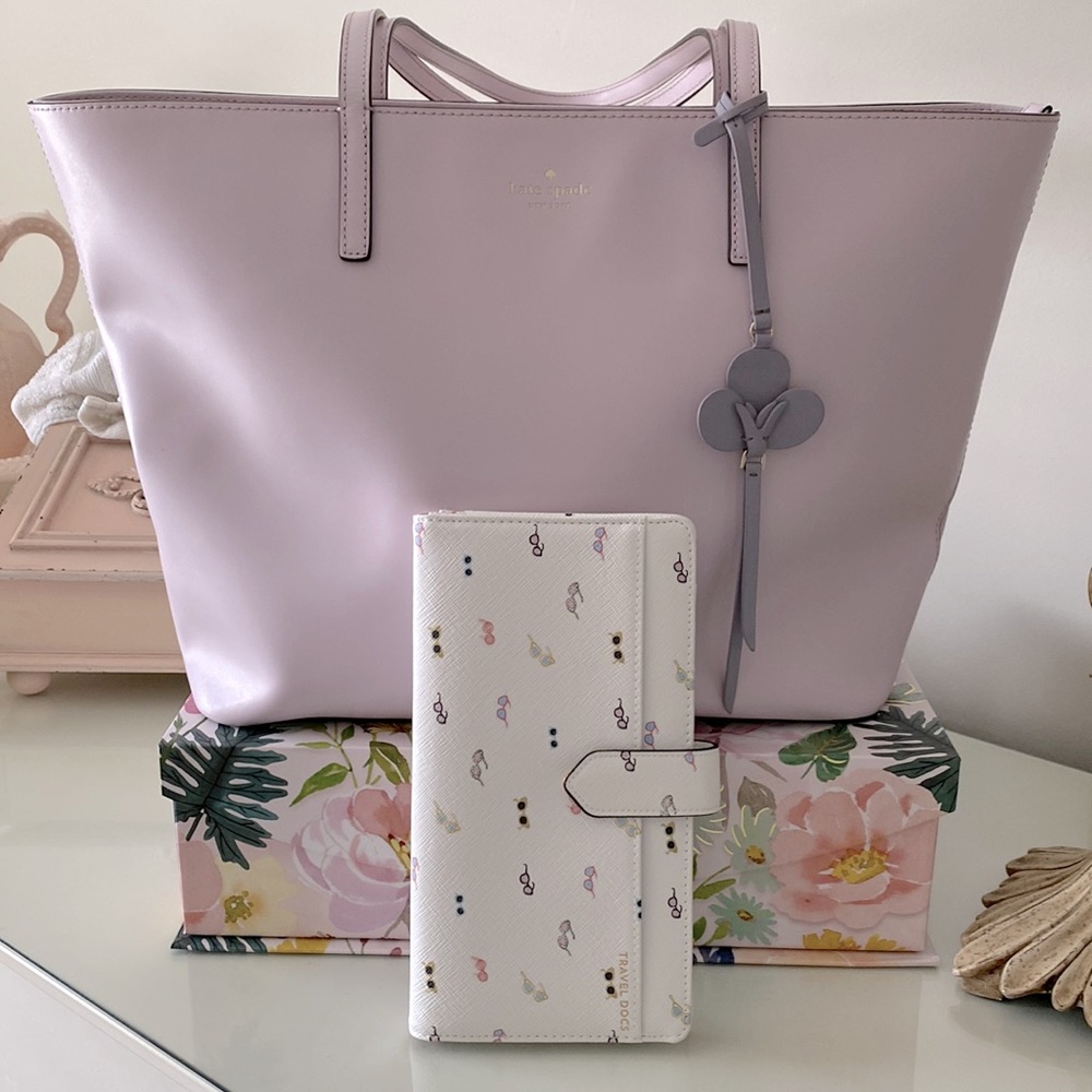 Authentic Genuine Leather Kate Spade Tote in Lilac.